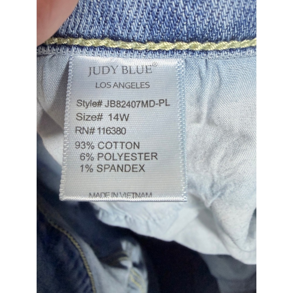 Judy Blue High Rise Wide Leg Jeans Light Wash Distressed 14W JB82407MD-PL Denim - Picture 12 of 13